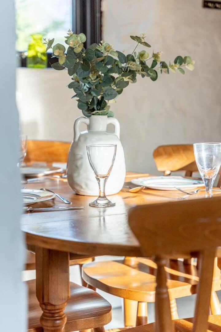 Spacious 2 Bedroom Holiday Cottage Nr Буде Экстерьер фото